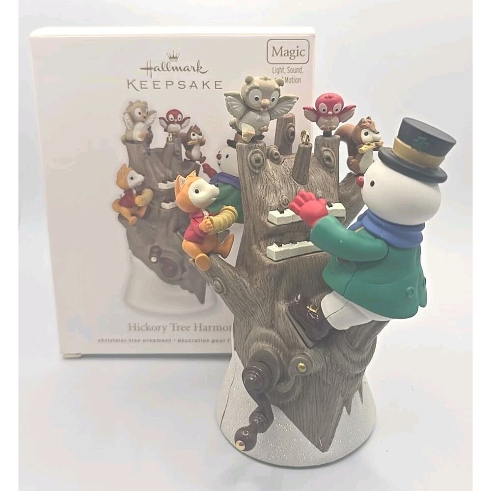 2011 Hallmark Keepsake Ornament Hickory Tree Harmony Magic Light Sound U63